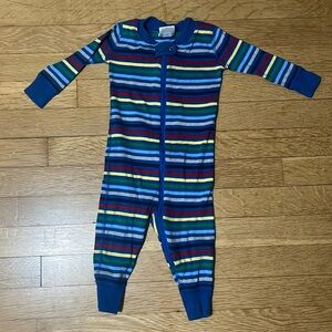 Hanna Andersson zip-up footless pajamas